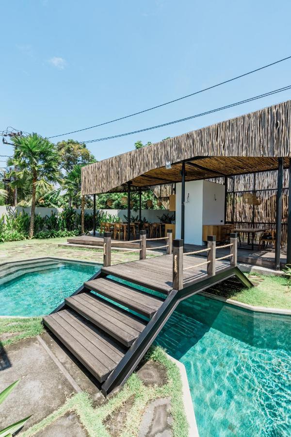 The Wave Apartment Canggu  Exterior photo